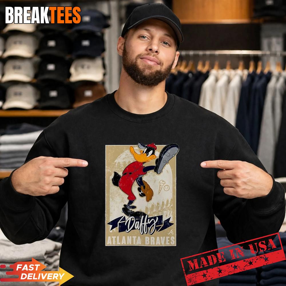 Daffy Duck Pitch Atlanta Braves Baseball Cartoon T-Shirt