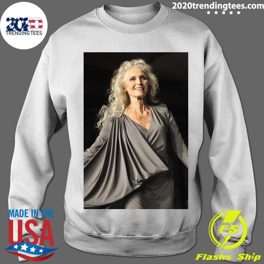 Daphne Selfe, World’s Oldest Professional Model, Dies at 97 Shirt