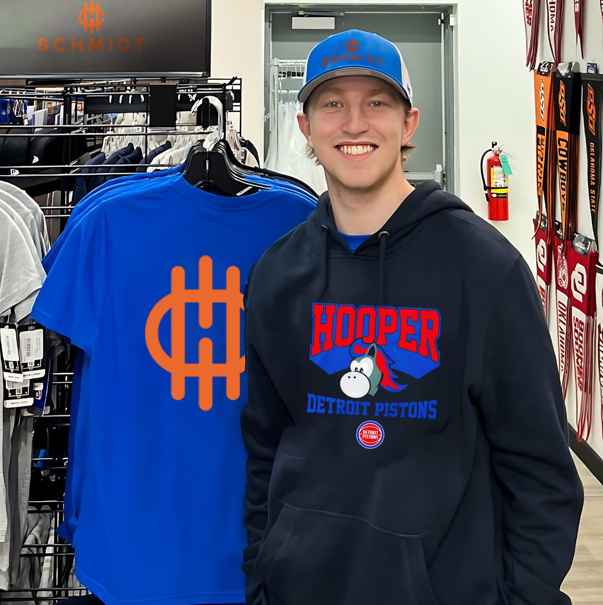 Detroit Pistons Hooper the mascot vintage shirt