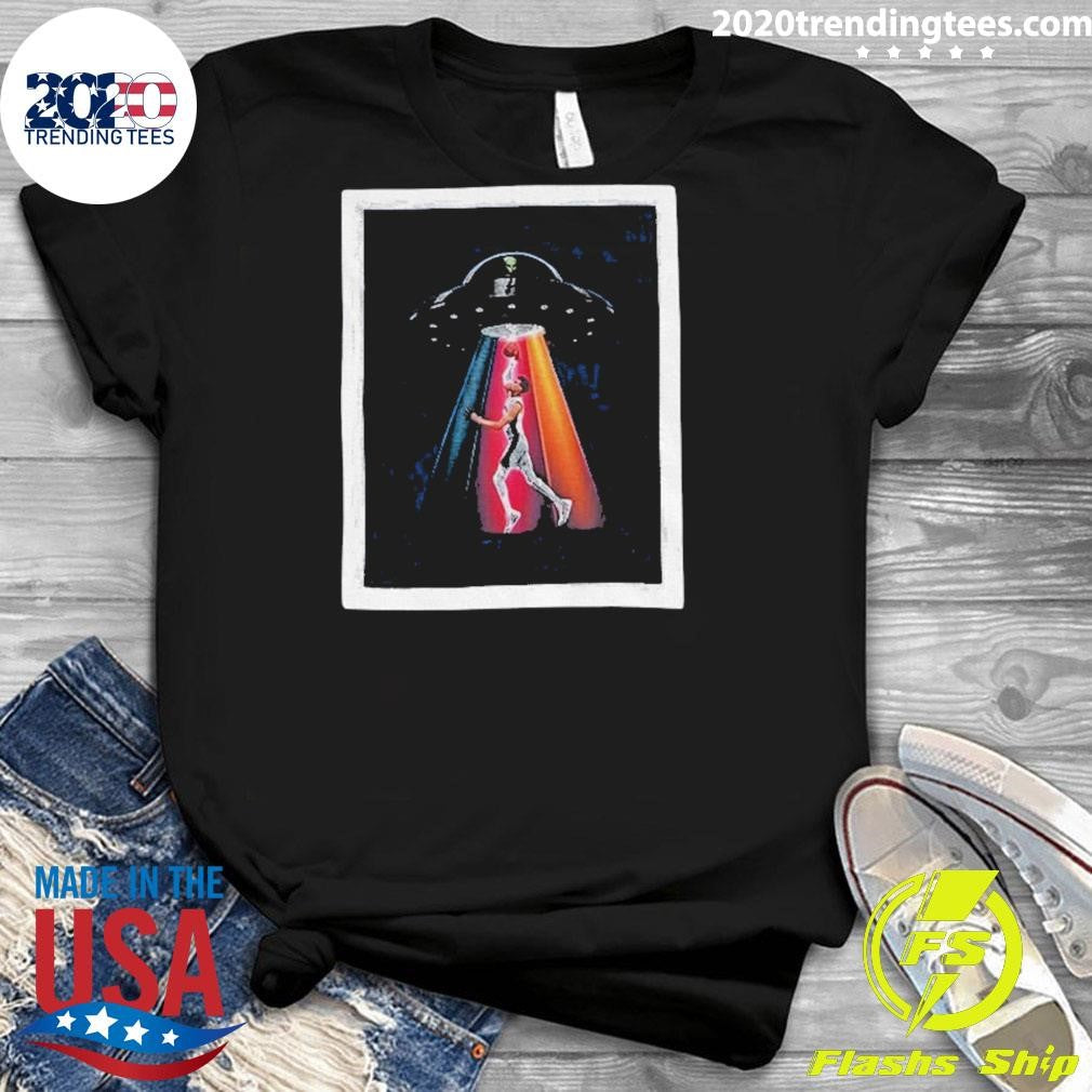 El Wembalien Victor Wembanyama Ufo San Antonio Spurs Basketball Nba 2026 Shirt