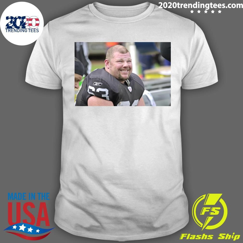 Former Raiders All-Pro center Barret Robbins dies at 52 Shirt