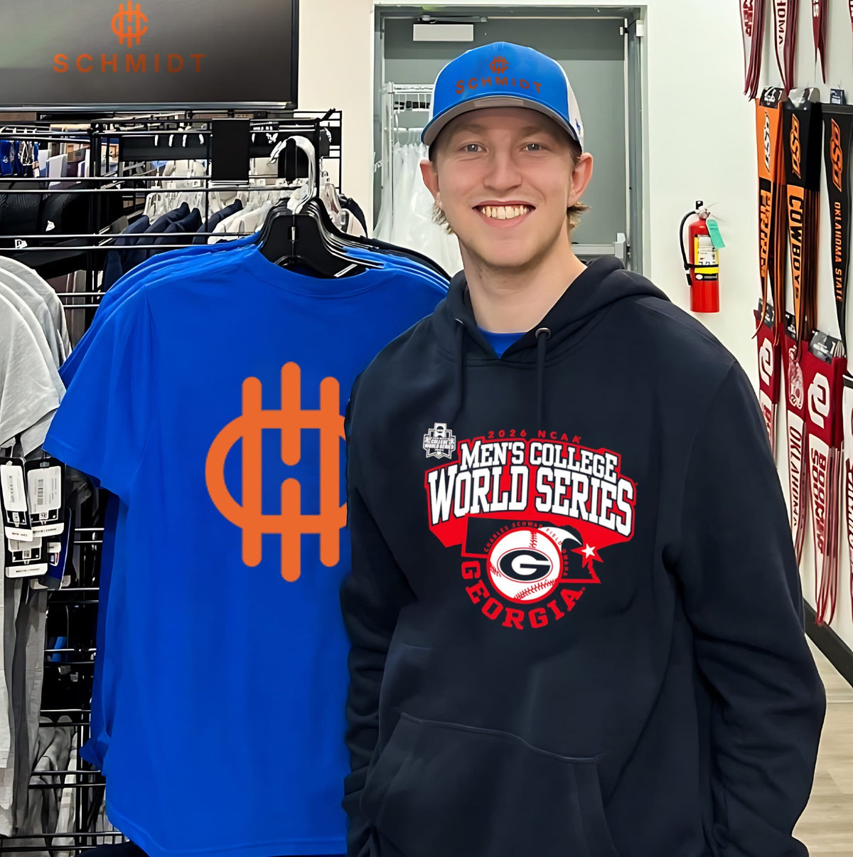 Georgia Bulldogs 2026 College World Series State Outline Omaha Bound shirt