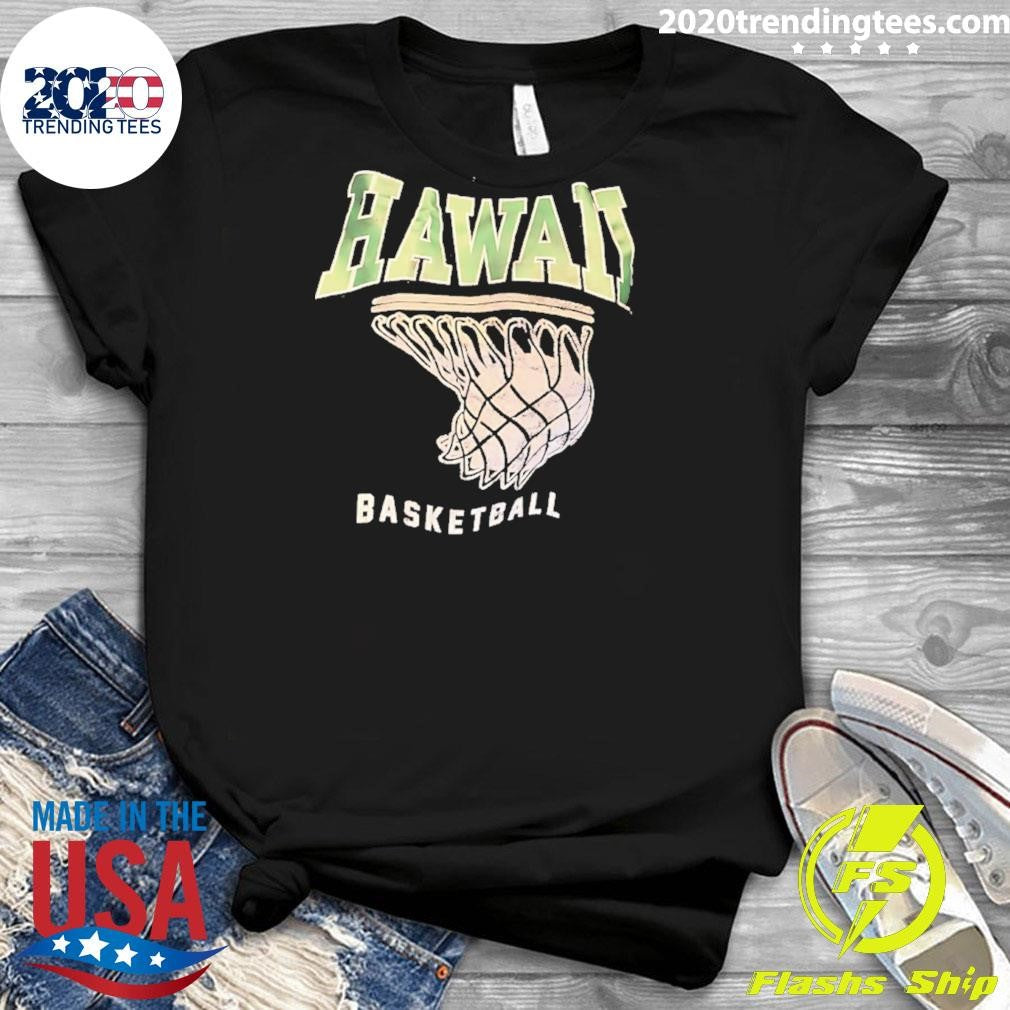 Kayce Smith Wearing Hawaii Basketball Vintage Shirt
