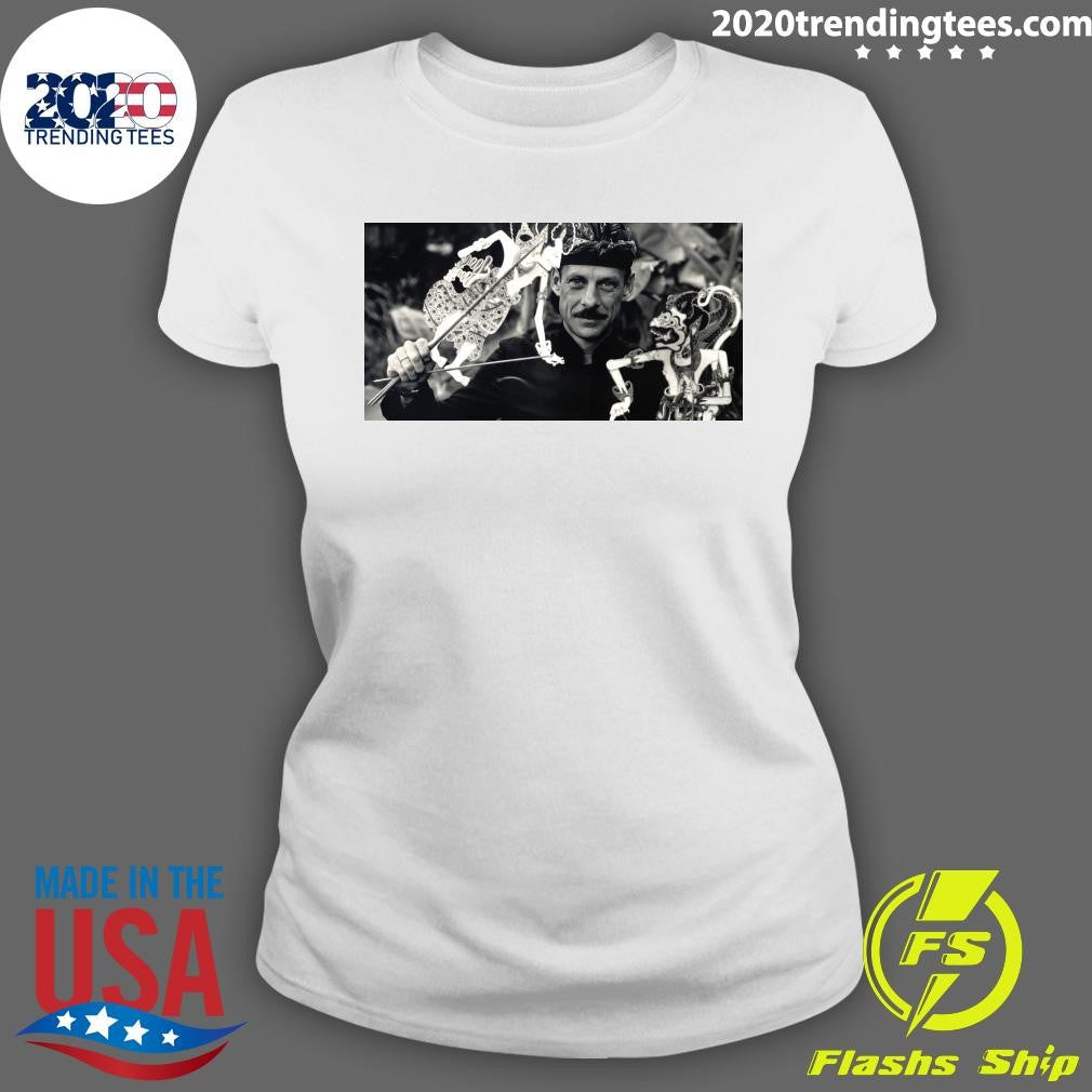 Larry Reed, Master of Shadow Puppetry, Dies at 81 Shirt