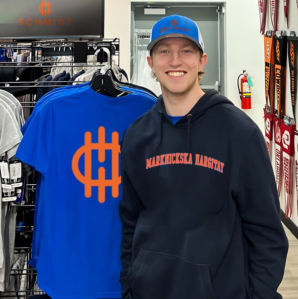 Mariska Hargitay Son Knicks Mariska Hargitay Shirt