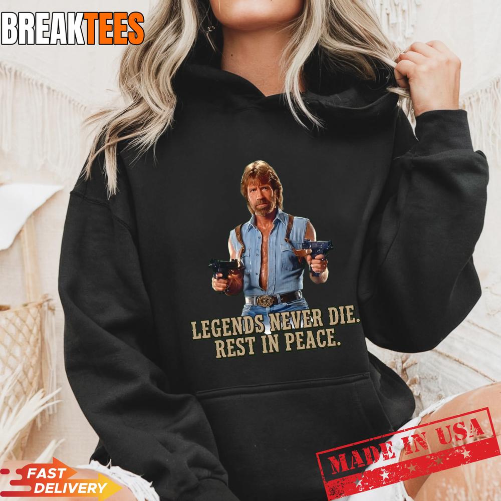 RIP Chuck Norris 1940-2026 Legends Never Die Tribute T-Shirt