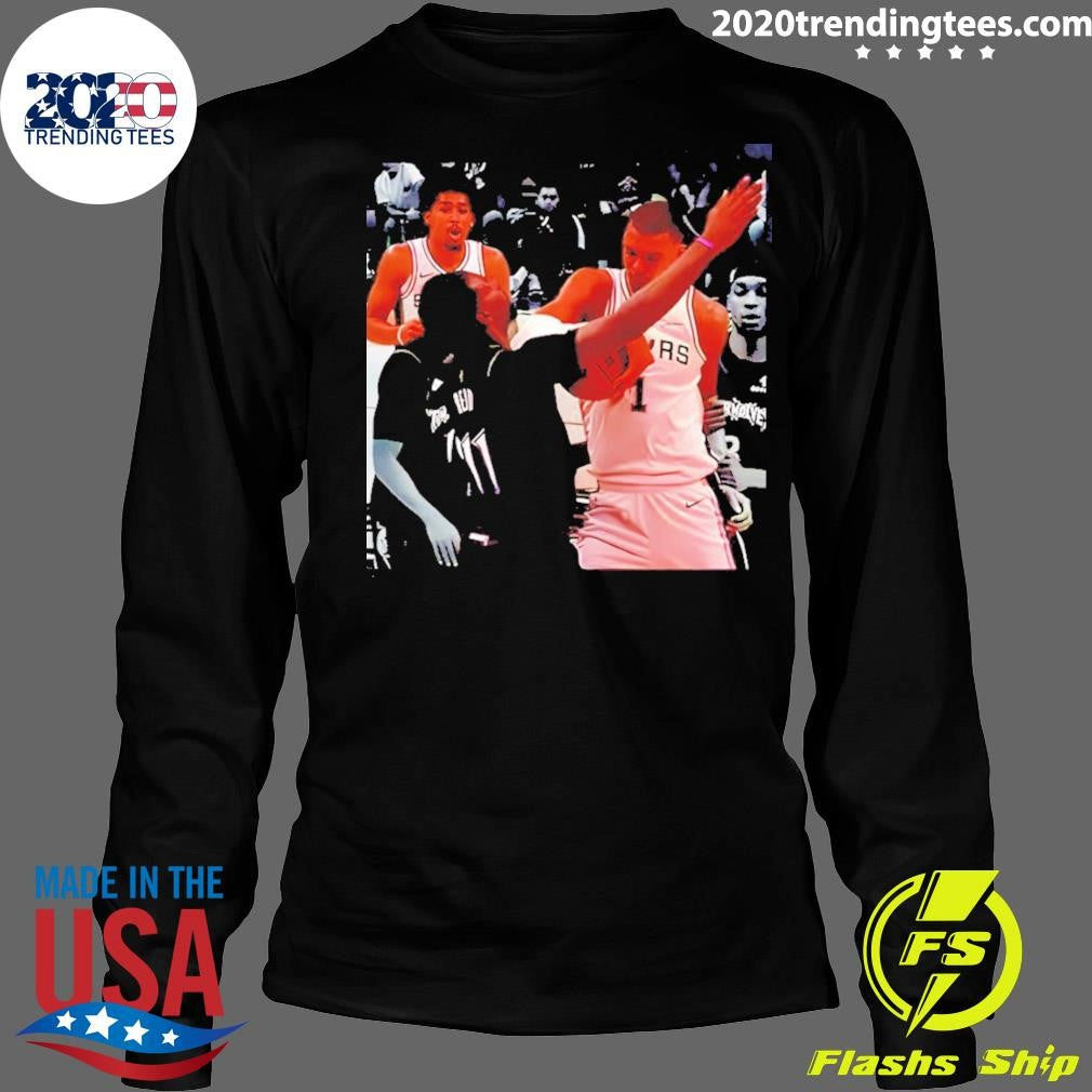 Victor-wembanyama Elbow On Naz-reid San Antonio Spurs And Minnesota Timberwolves Nba Playoffs Photo Shirt