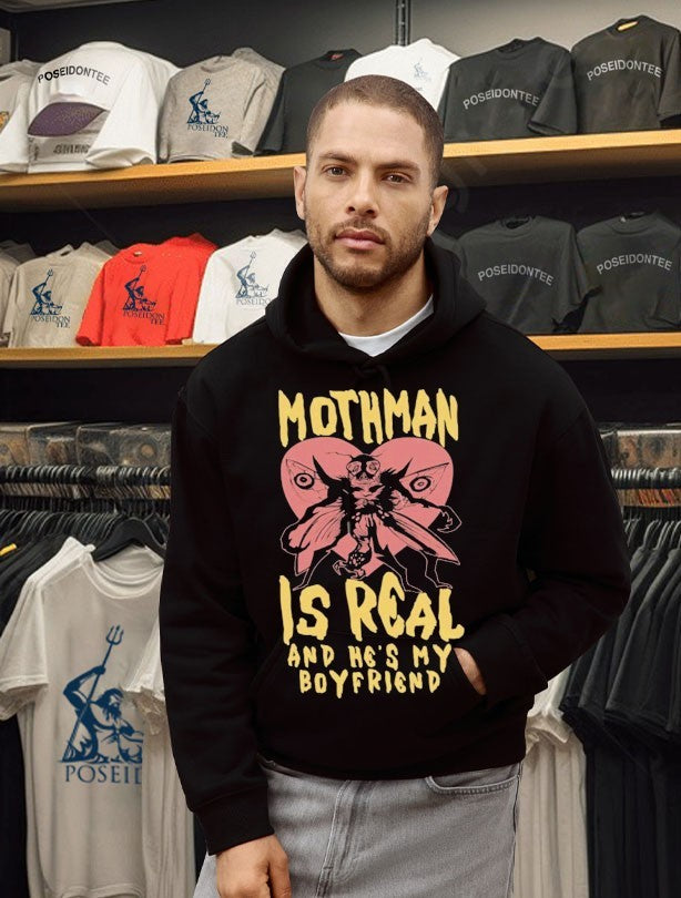 Mothman Is Real And He’s My Boyfriend T-shirt