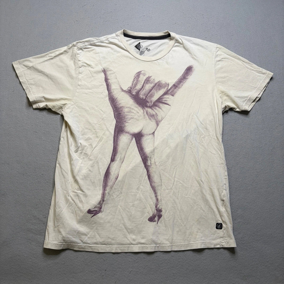 Volcom T-Shirt Mens XL Cream Jamie Browne Featured Artist Series Graphic Tee