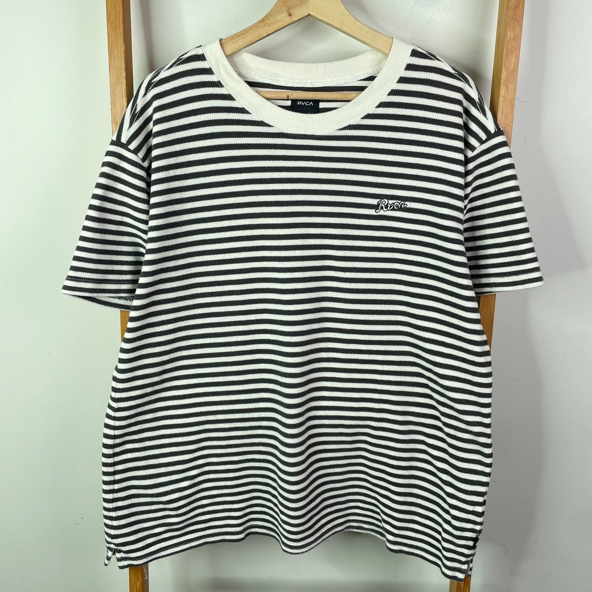 RVCA Shirt Mens Large Black White Stripe Cotton Pique Relaxed Skate Streetwear