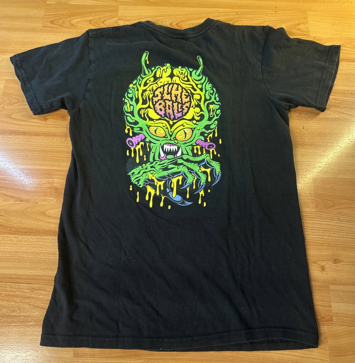 Santa Cruz Skate T-Shirt Size Small Slime Balls Freak Invader Street Wear Skater
