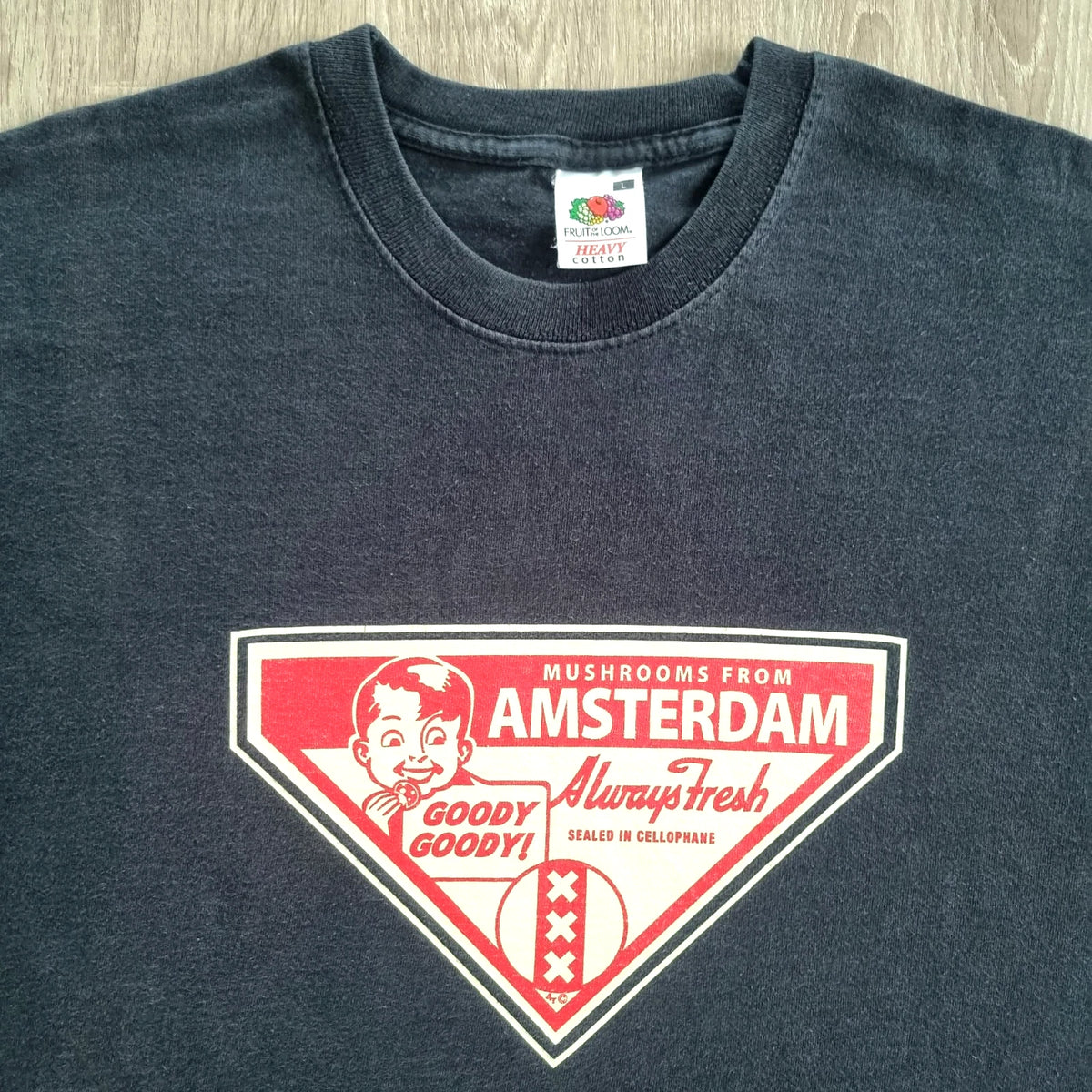Vintage 90s DRUGS Shirt Medium Amsterdam Souvenir Magic Mushrooms Weed Fruit Fun