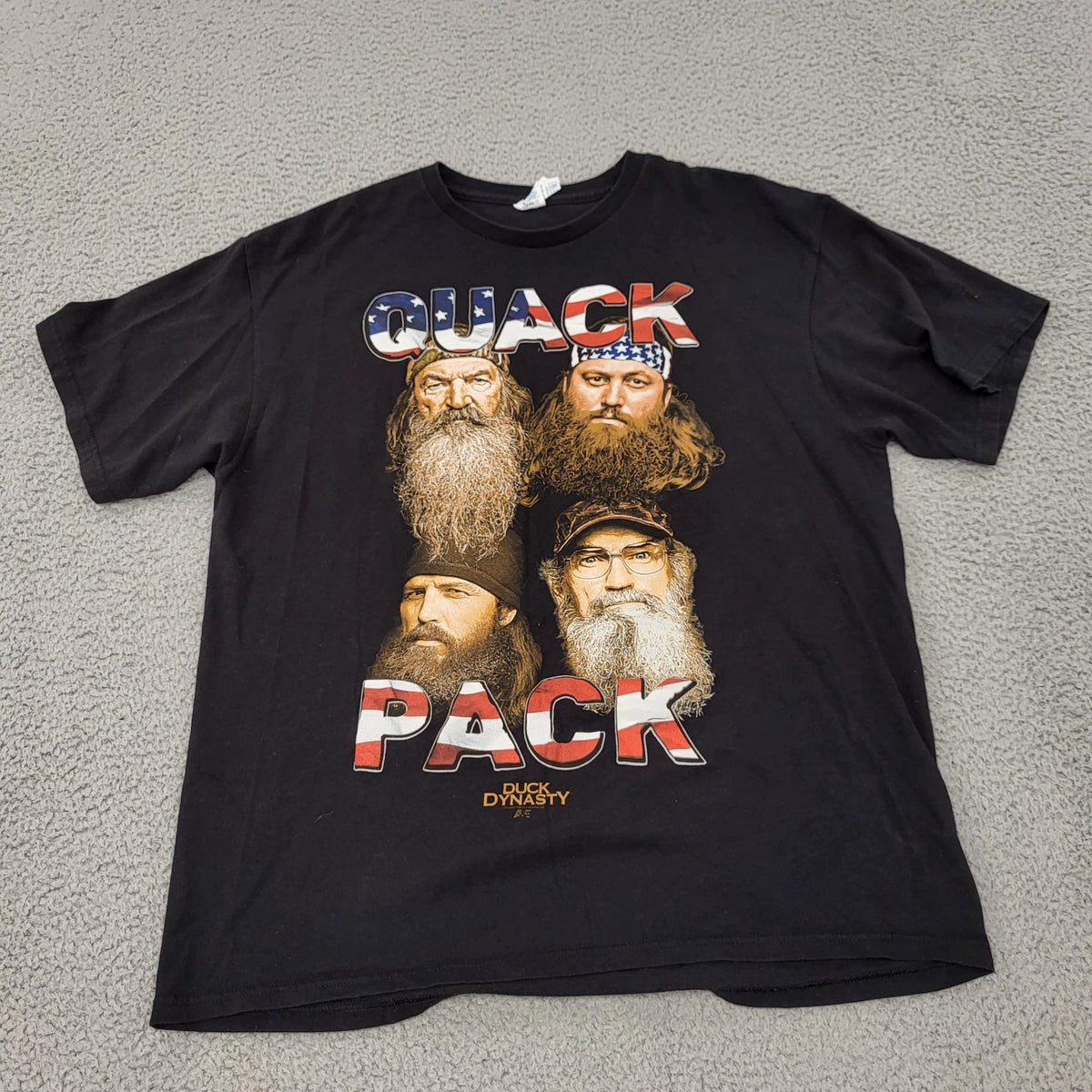 Duck Dynasty Quack Pack Delta Pro Weight Shirt Mens XL Black Graphic