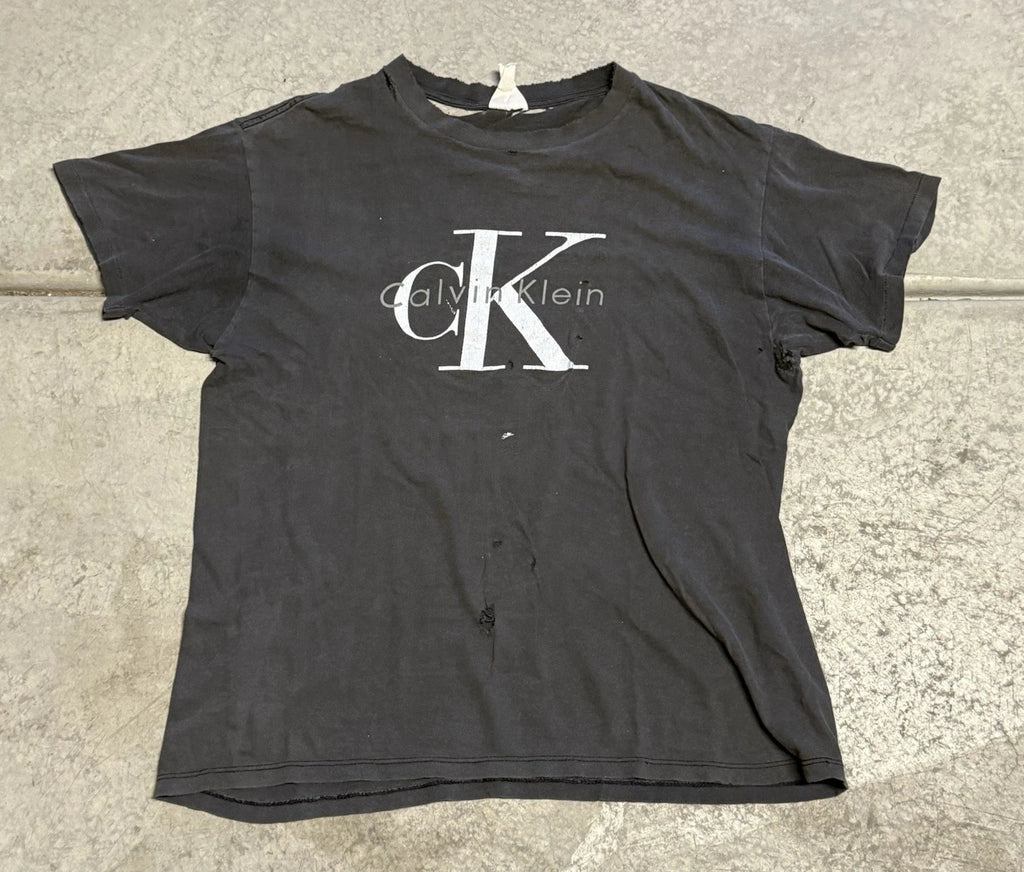 Vintage 90’s Calvin Klein Thrashed Faded Distressed Men’s Graphic T-shirt L