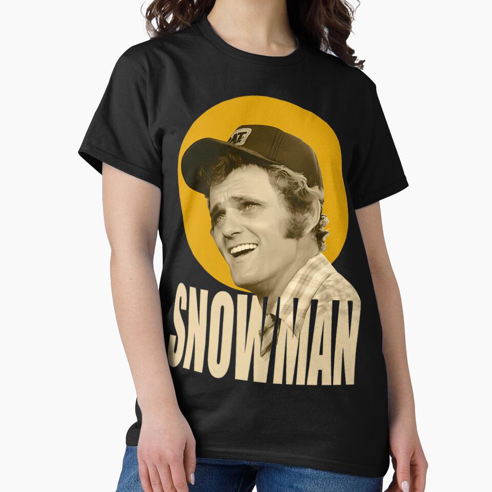 Snowman Smokey & The Bandit Retro Winter Design – Funny Holiday Car Chase Art PERFECT GIFT FOR YOU AND FRIENDS by Matrix1992