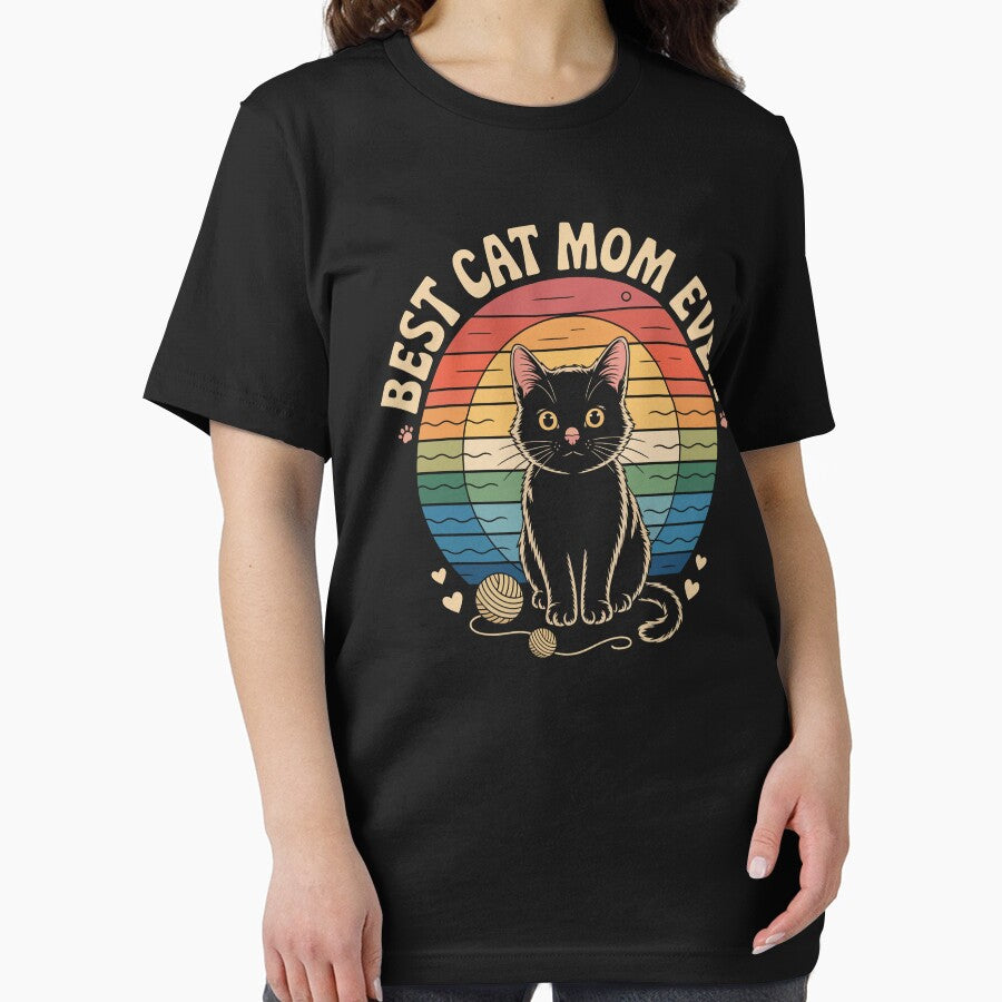 Best Cat Mom Ever – Retro Rainbow Black Cat Cute T-Shirt Design by UmazDesigns