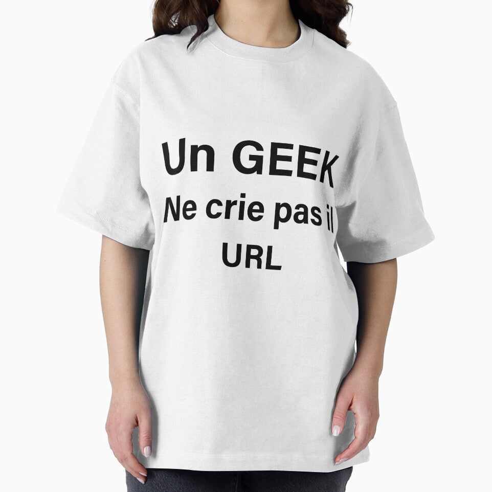 A geek doesn't shout he url by Curlyhaire
