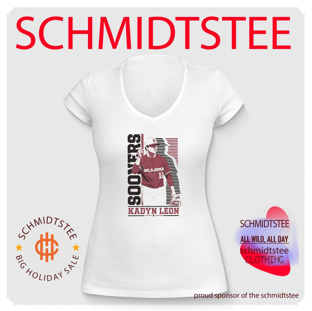 Oklahoma Sooners Kadyn Leon posing vintage shirt