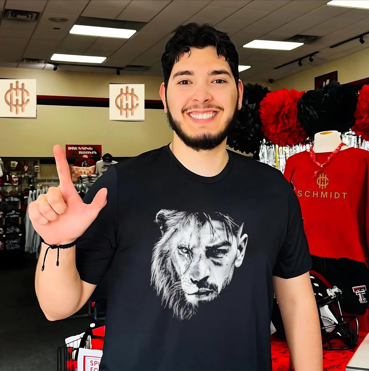 Ilia Topuria The Lion UFC MMA El Matador shirt